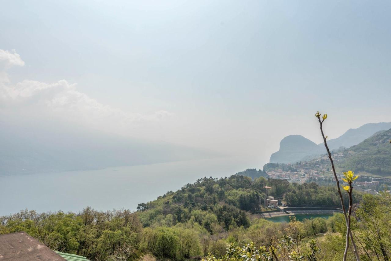 Bel Soggiorno Lake View 1 トレモージネ エクステリア 写真